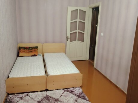 2 otaqlı köhnə tikili - Memar Əcəmi m. - 50 m²