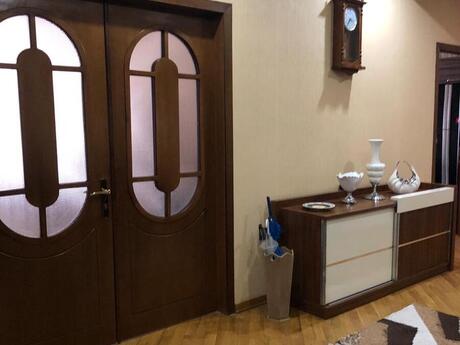 4-комнатная квартира, 197 м², Memar Əcəmi: 380 000 ₼ 5