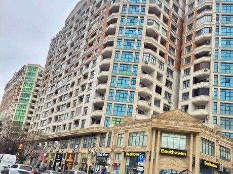 Elan №6302631 - Bakı, Nəriman Nərimanov m., 4 otaqlı, 180 m², 6/16 mərtəbə