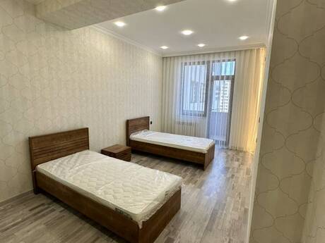 Kirayə 4 otaqlı mənzil, 165 m², Gənclik: 2 000 ₼/ay 4