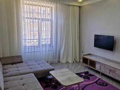 2 otaqlı yeni tikili - Ağ şəhər q. - 92 m²