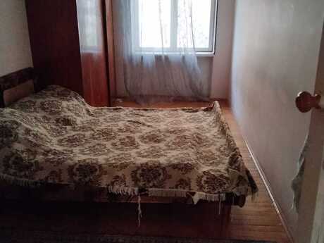 3 otaqlı köhnə tikili - İnşaatçılar m. - 70 m²