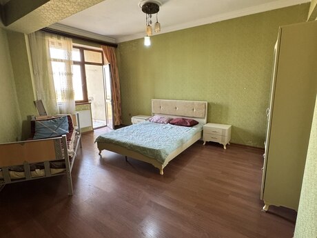 Elan №6302985 - Bakı, Bayıl q., 2 otaqlı, 75 m², 12/17 mərtəbə