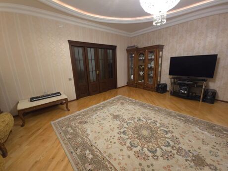 4 otaqlı yeni tikili - 28 May m. - 150 m²