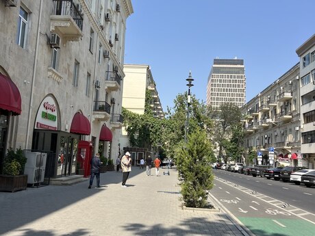 Elan №6303167 - Bakı, Sahil m., 3 otaqlı, 90 m², 4/5 mərtəbə