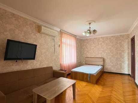 Elan №6303207 - Bakı, Nizami m., 1 otaqlı, 35 m², 3/5 mərtəbə