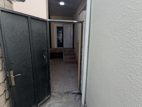 3 otaqlı həyət evi, 50 m², Ramana: 30 000 ₼ 2