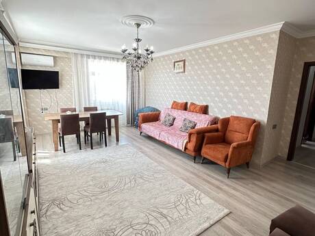 Объявление №6303277 - Баку, м. Иншаатчылар, 2-комн., 95 м², 4/12 этаж