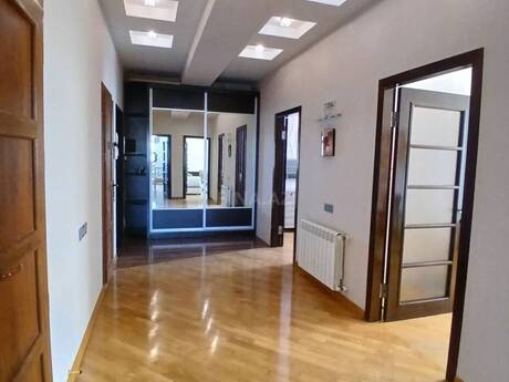 3 otaqlı yeni tikili - Yeni Yasamal q. - 130 m²