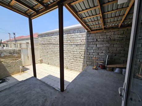 3 otaqlı həyət evi, 85 m², Binə: 49 000 ₼ 2