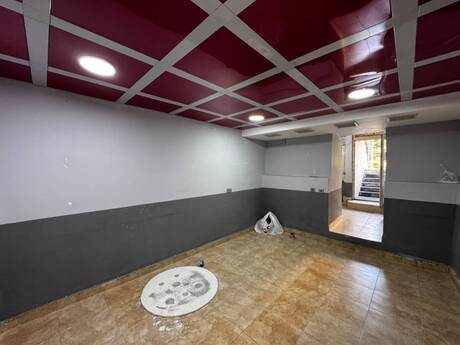 Объект - м. 8 ноября - 50 м²