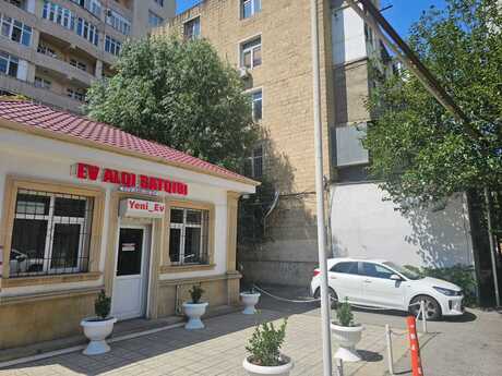 Elan №6303814 - Bakı, İnşaatçılar m., 3 otaqlı, 70 m², 3/5 mərtəbə