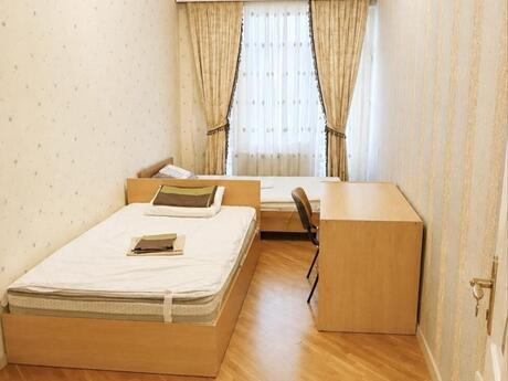Kirayə 3 otaqlı mənzil, 150 m², Nizami: 1 450 ₼/ay 4