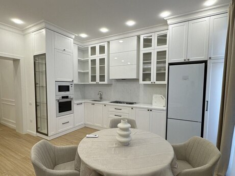 2-комнатная квартира, 95 м², Badamdar: 420 000 ₼ 2