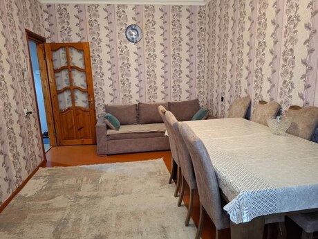 Объявление №6303989 - Баку, Сураханский  р., 2-комн., 65 м², 2/9 этаж