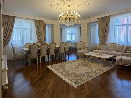 3-room apartment, 158 m², 28 May: 600 000 ₼ 2