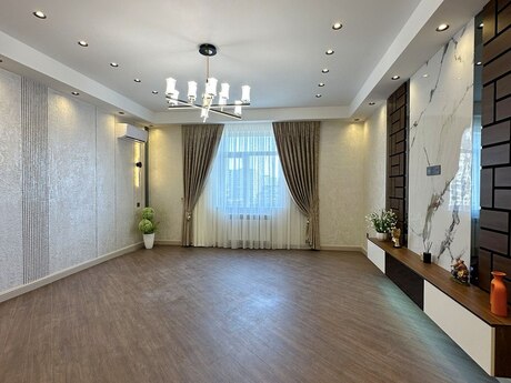 3 otaqlı mənzil, 135 m², İnşaatçılar: 375 000 ₼ 2