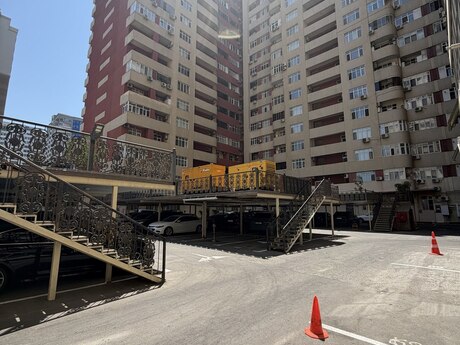 3 otaqlı yeni tikili - Nəsimi r. - 168 m²