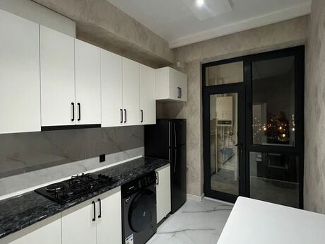3-room apartment for rent, 115 m², West Town: 950 ₼/mo 5