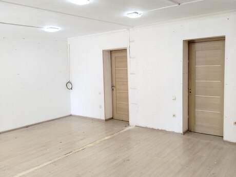 Obyekt - İnşaatçılar m. - 73 m²