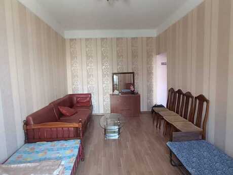 1 otaqlı köhnə tikili - Qara Qarayev m. - 40 m²