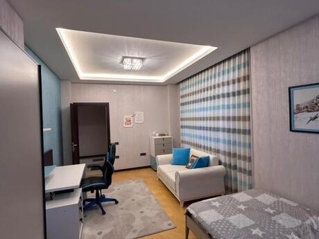 3-комн. новостройка - Насиминский  р. - 179 м²