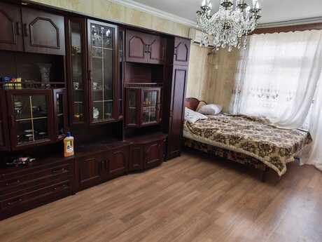 1 otaqlı köhnə tikili - Qara Qarayev m. - 30 m²