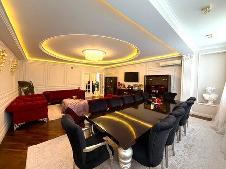 5-room apartment, 245 m², Nizami: 740 000 ₼ 4