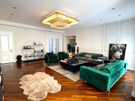 5-room apartment, 245 m², Nizami: 740 000 ₼ 2