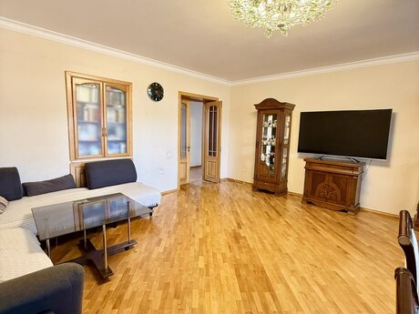 4 otaqlı köhnə tikili - Avtovağzal m. - 125 m²
