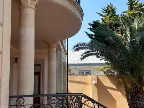 5 otaqlı həyət evi, 290 m², Buzovna: 500 000 ₼ 5
