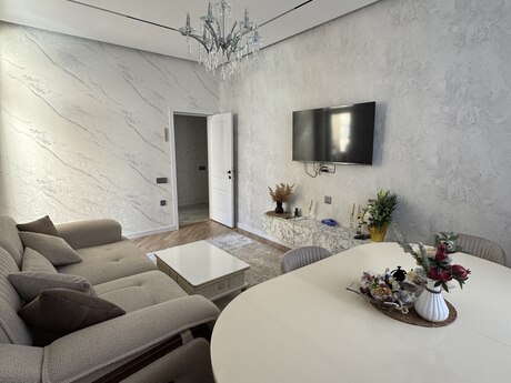 2 otaqlı yeni tikili - Həzi Aslanov m. - 58 m²