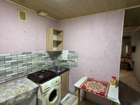1 otaqlı köhnə tikili - Yeni Yasamal q. - 50 m²