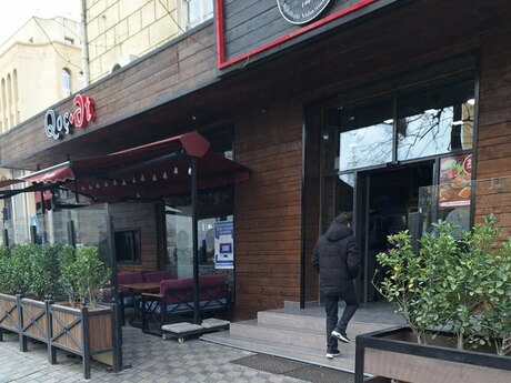 Объект - м. Элмляр Академиясы - 105 м²