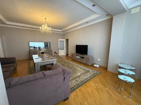 3 otaqlı mənzil, 100 m², Azadlıq Prospekti: 285 000 ₼ 3