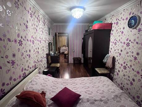 3 otaqlı köhnə tikili - İnşaatçılar m. - 75 m²