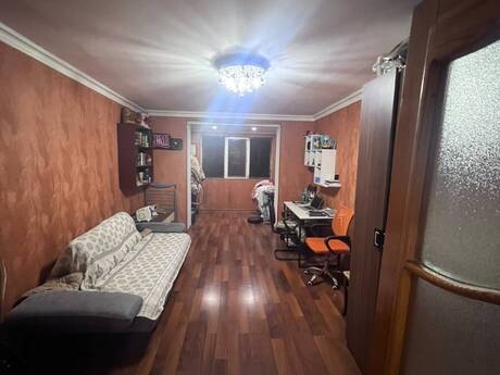 3 otaqlı köhnə tikili - İnşaatçılar m. - 75 m²