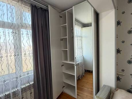 2 otaqlı köhnə tikili - Əhmədli m. - 50 m²