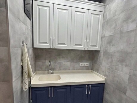 1 otaqlı ofis - Nizami m. - 62 m²