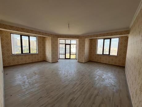 4-комн. новостройка - м. 28 мая - 156 м²