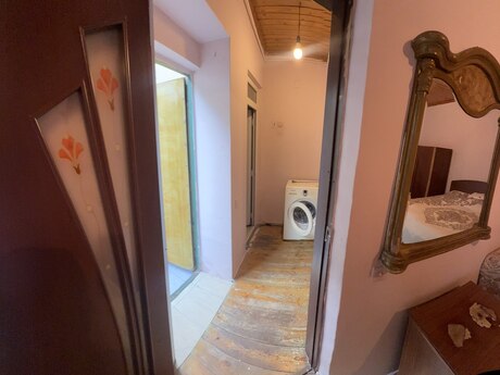 1 otaqlı köhnə tikili - Biləcəri q. - 46 m²