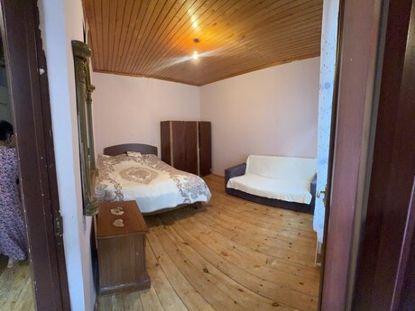 1 otaqlı köhnə tikili - Biləcəri q. - 46 m²