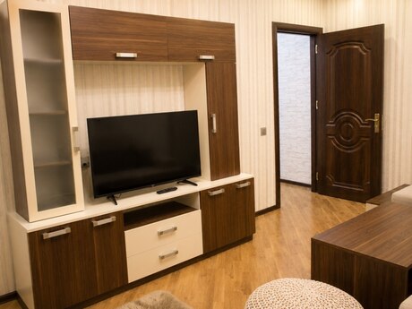 Kirayə 2 otaqlı mənzil, 55 m², 20 Yanvar: 700 ₼/ay 2