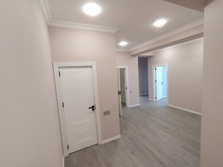 Elan №6305103 - Bakı, Abşeron r., 4 otaqlı, 120 m², 3/6 mərtəbə