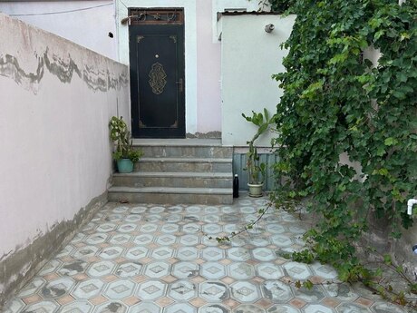 2 otaqlı həyət evi/bağ evi - Xırdalan - 60 m²