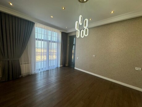 5-комн. дом/дача - пос. Мардакан - 300 м²