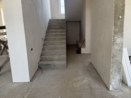 Albalılıqda 6 otaqlı həyət evi satılır, 240 m², 280 000 AZN, şəkil 4 / 12