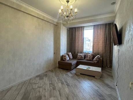 1 otaqlı yeni tikili - Qaraçuxur q. - 56 m²