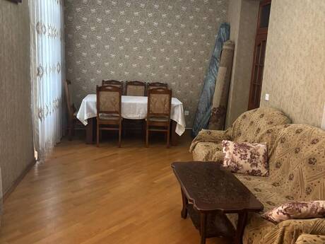 3 otaqlı köhnə tikili - Nəriman Nərimanov m. - 85 m²