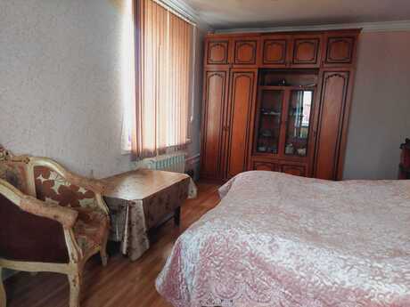 1 otaqlı köhnə tikili - Bakıxanov q. - 35 m²
